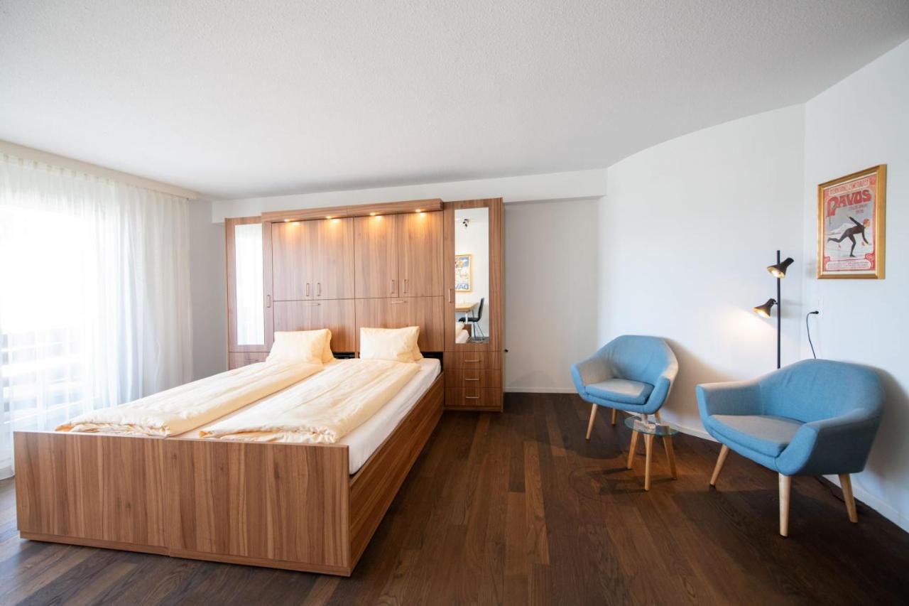 Ferienwohnungen, Carlton Am Park, Davos Platz المظهر الخارجي الصورة