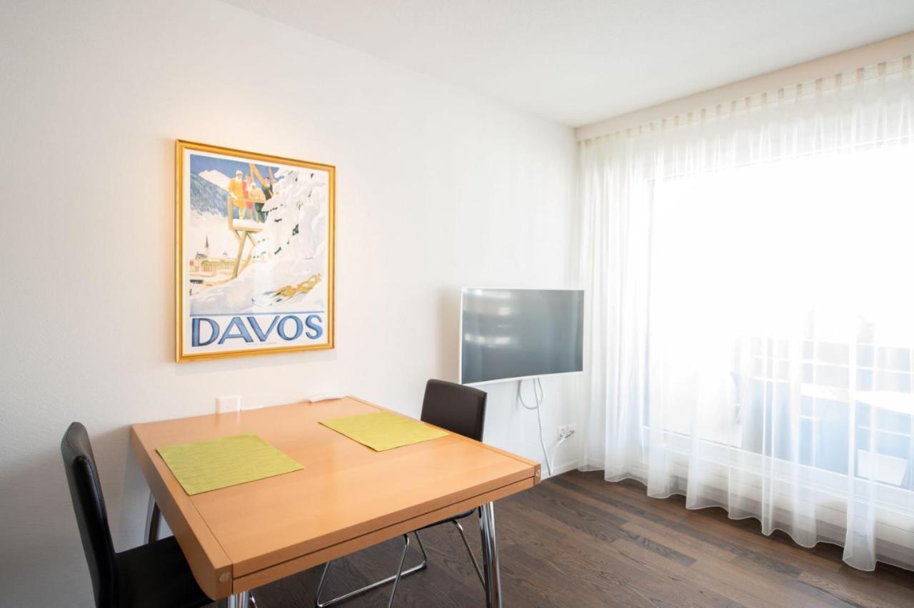 Ferienwohnungen, Carlton Am Park, Davos Platz المظهر الخارجي الصورة